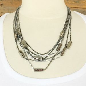 Simply Vera necklace